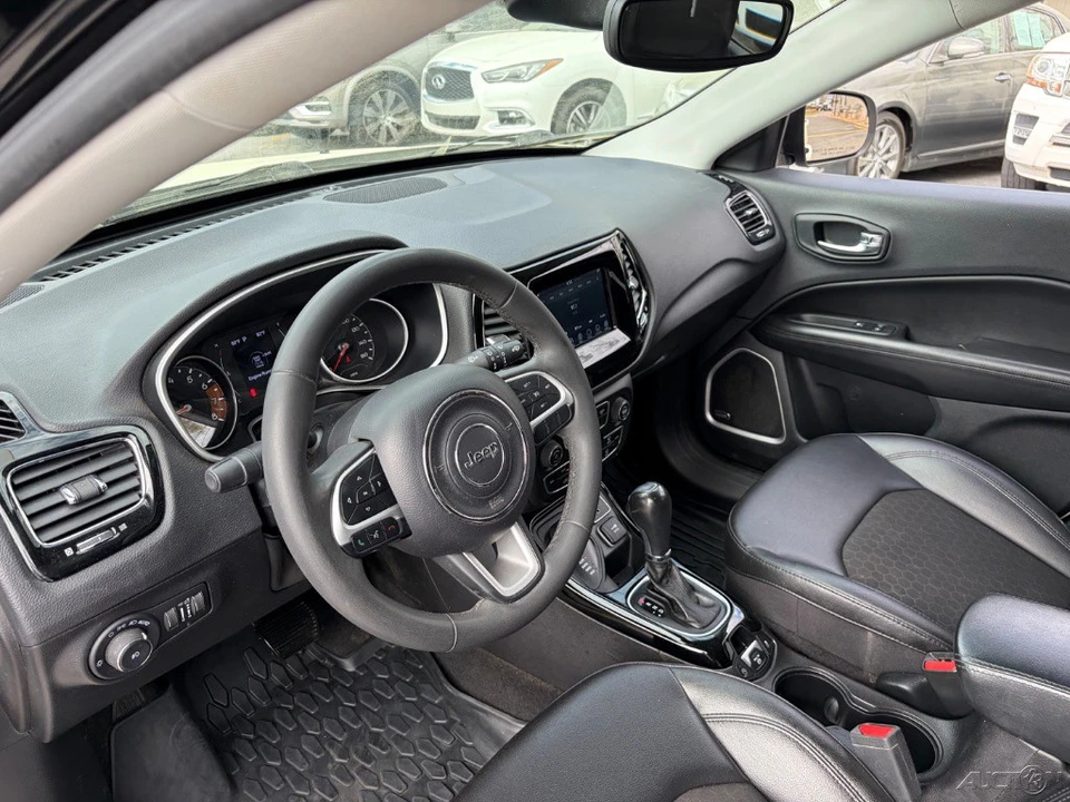 2021 Jeep Compass - Image 10 of 12