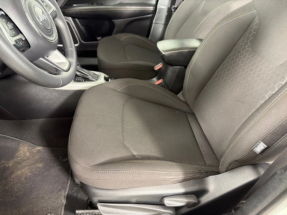 2021 Jeep Compass - Image 12 of 21