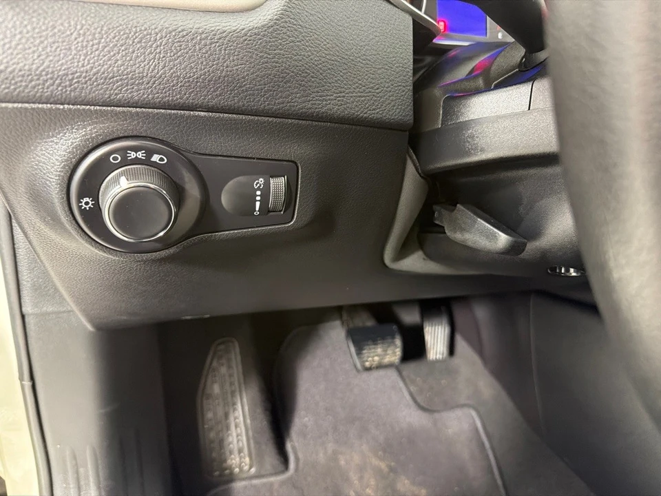 2021 Jeep Compass - Image 14 of 21
