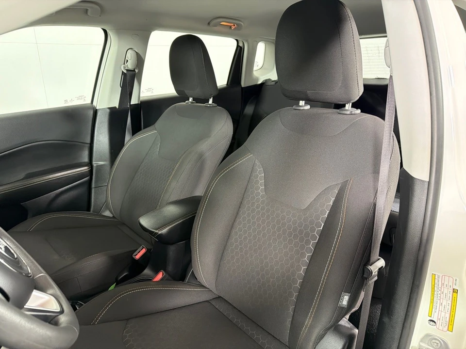 2021 Jeep Compass - Image 13 of 21