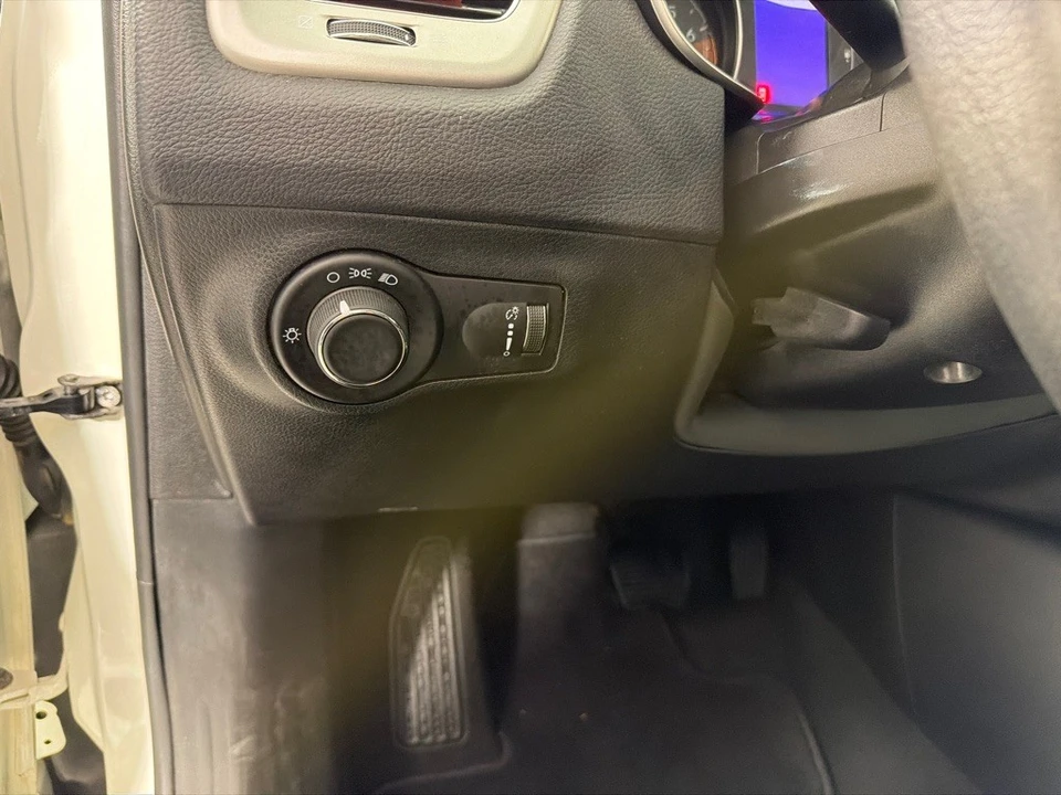 2021 Jeep Compass - Image 14 of 21