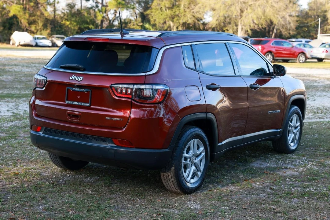 2021 Jeep Compass - Image 11 of 21