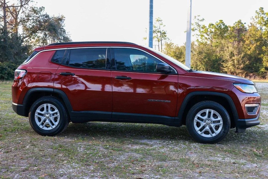 2021 Jeep Compass - Image 13 of 21
