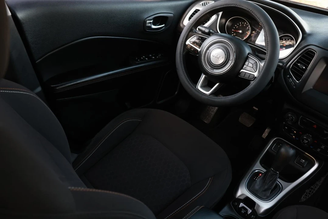 2021 Jeep Compass - Image 20 of 21