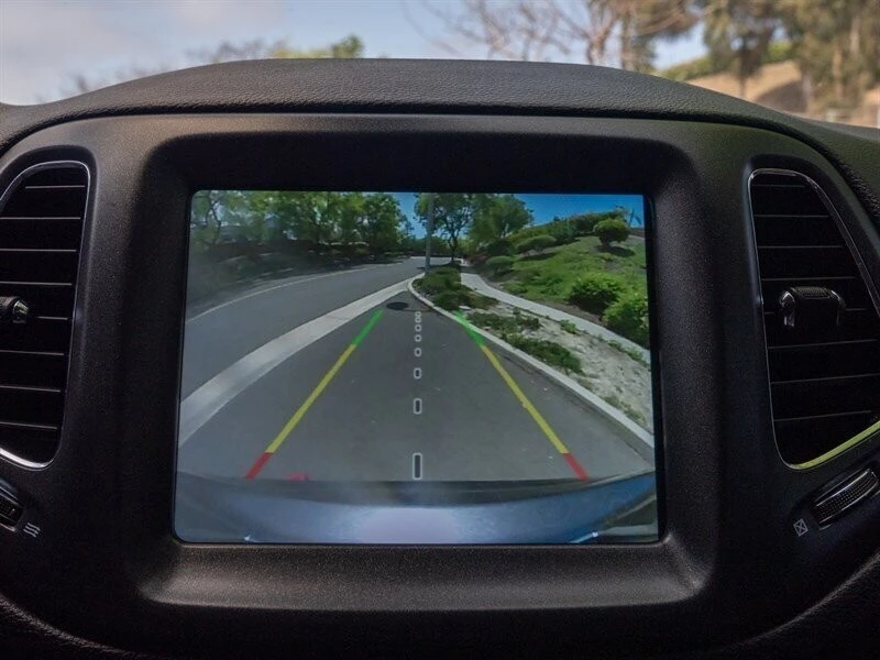 2021 Jeep Compass - Image 11 of 21