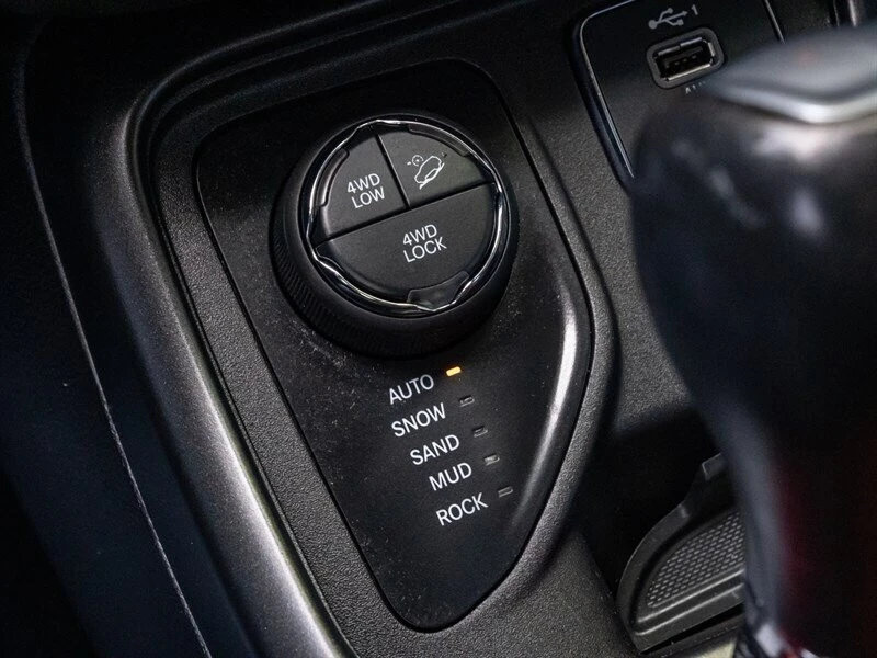 2021 Jeep Compass - Image 20 of 21