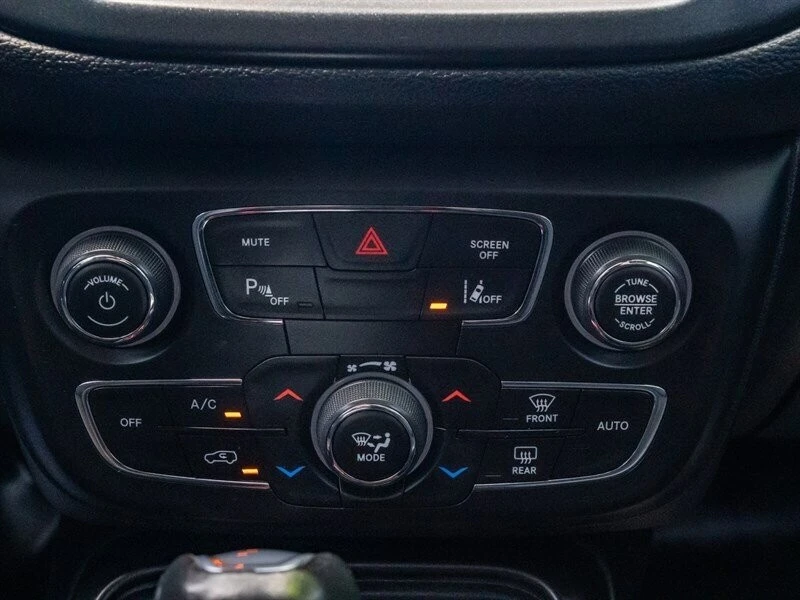 2021 Jeep Compass - Image 17 of 21
