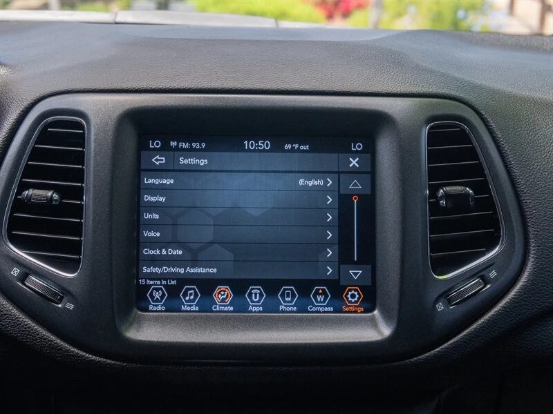 2021 Jeep Compass - Image 15 of 21