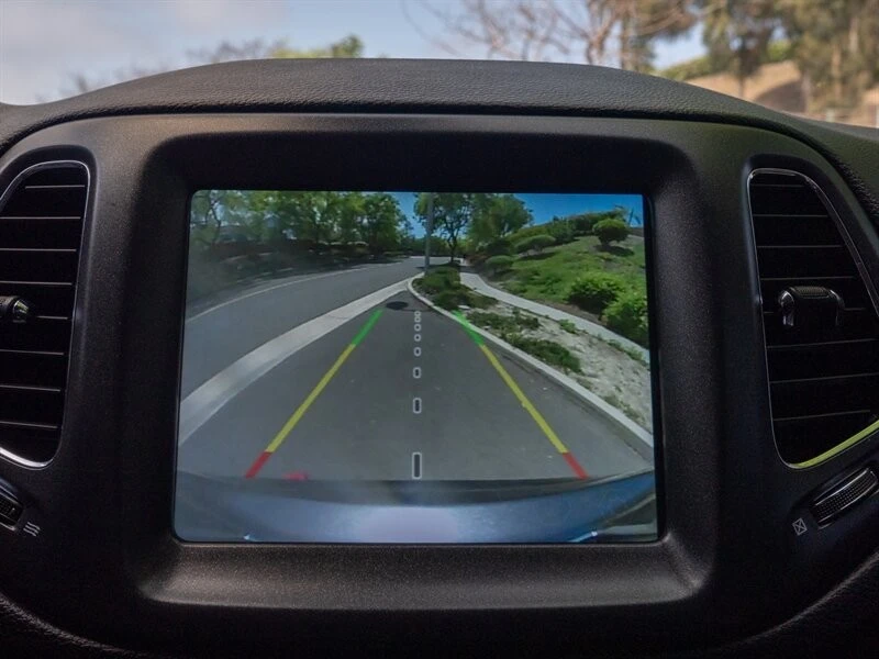 2021 Jeep Compass - Image 11 of 21