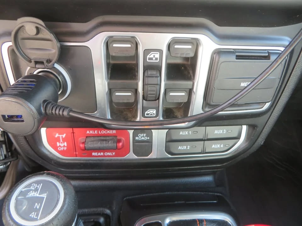 2021 Jeep JT Gladiator - Image 13 of 20