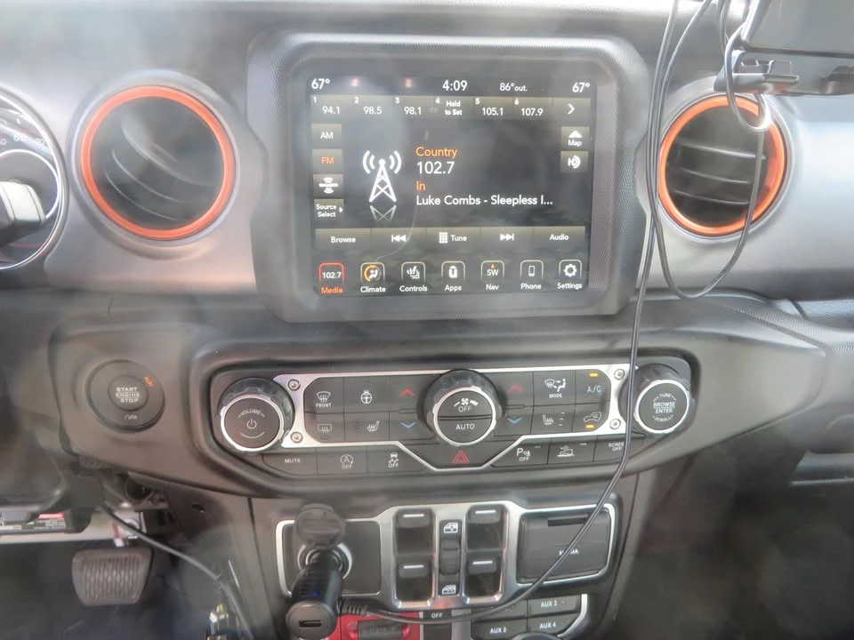 2021 Jeep JT Gladiator - Image 11 of 20