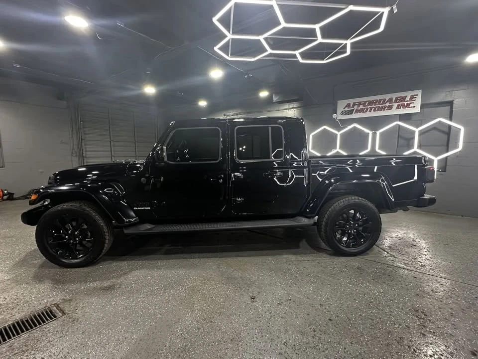 2021 Jeep JT Gladiator - Image 2 of 20