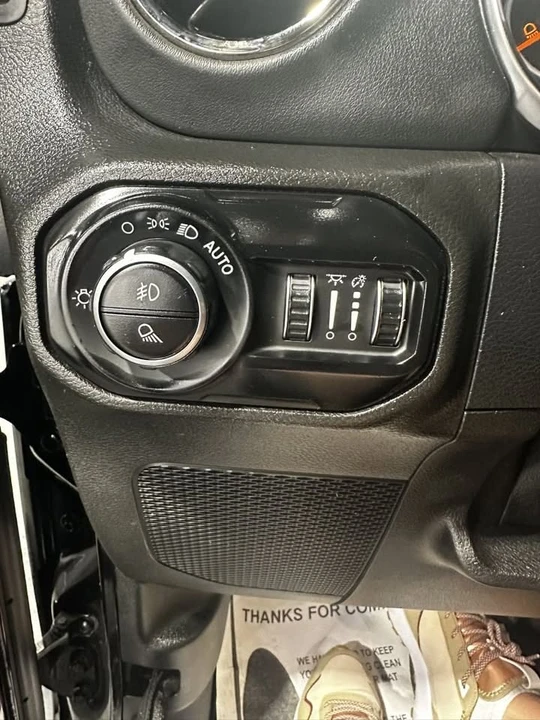 2021 Jeep JT Gladiator - Image 11 of 20