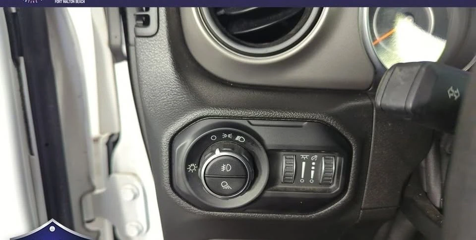 2021 Jeep JT Gladiator - Image 17 of 20