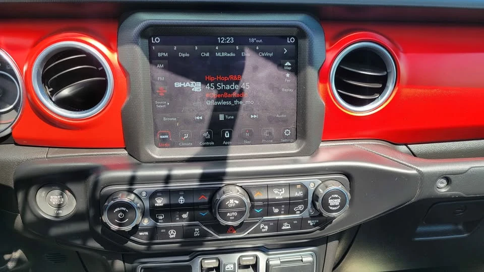 2021 Jeep JT Gladiator - Image 15 of 20