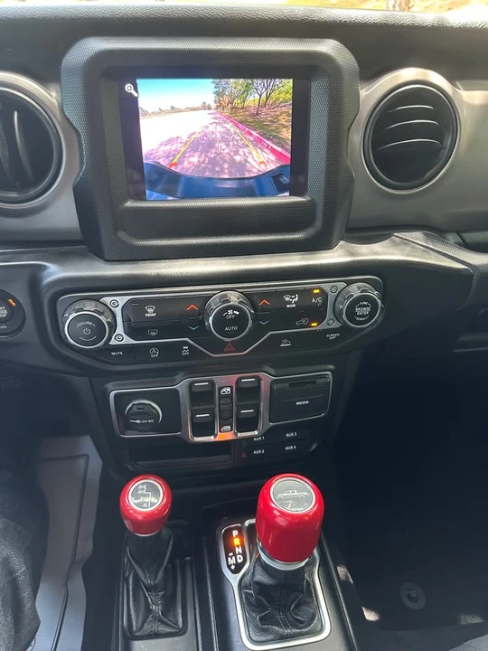 2021 Jeep JT Gladiator - Image 13 of 15