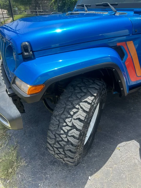 2021 Jeep JT Gladiator - Image 9 of 15