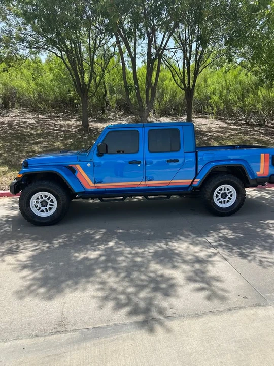 2021 Jeep JT Gladiator - Image 4 of 15