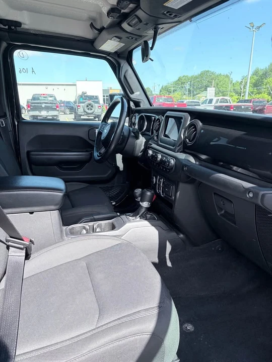 2021 Jeep JT Gladiator - Image 10 of 11