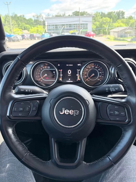 2021 Jeep JT Gladiator - Image 7 of 11