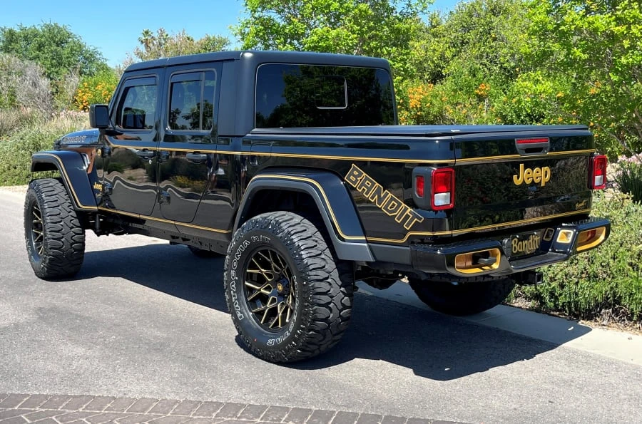 2021 Jeep JT Gladiator - Image 2 of 10