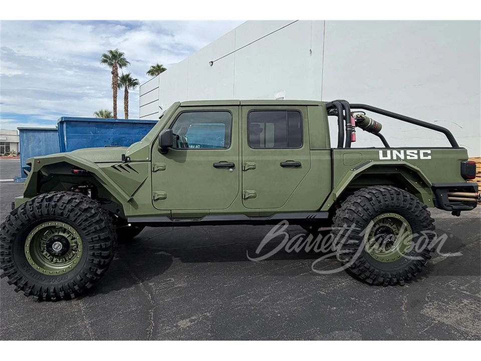 2021 Jeep JT Gladiator - Image 2 of 5