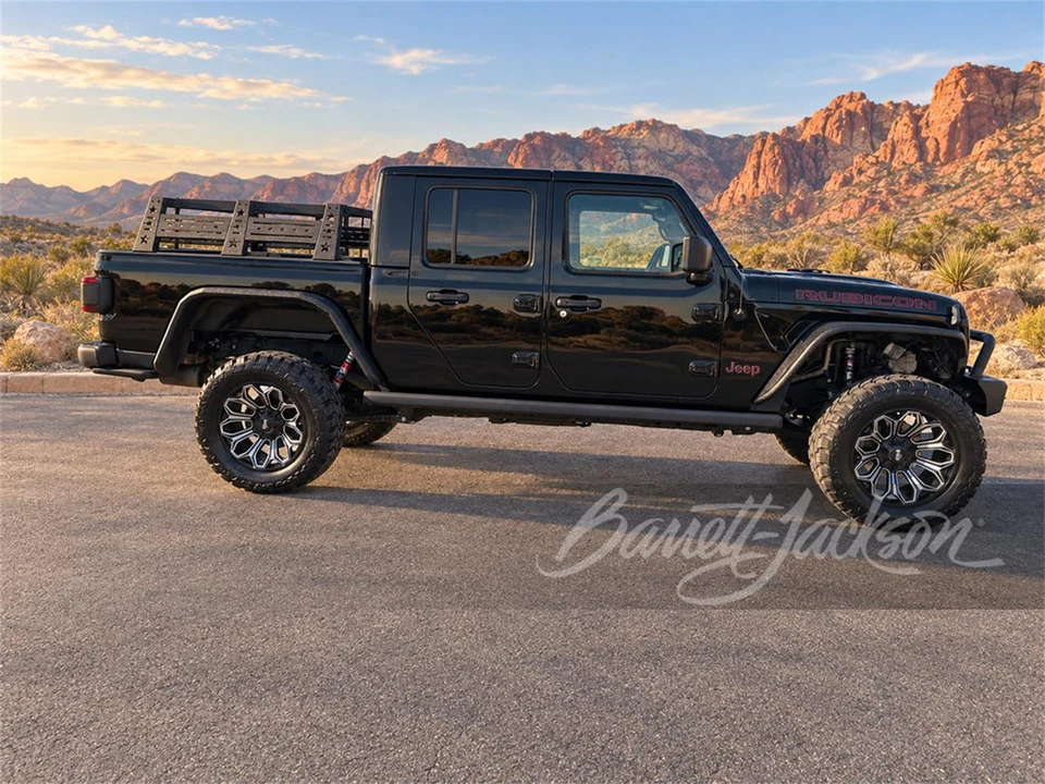 2021 Jeep JT Gladiator - Image 2 of 3