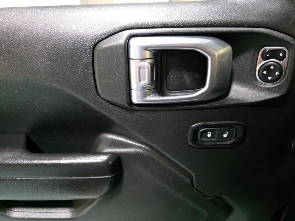 2021 Jeep JT Gladiator - Image 18 of 20