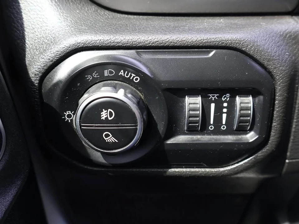 2021 Jeep JT Gladiator - Image 18 of 20