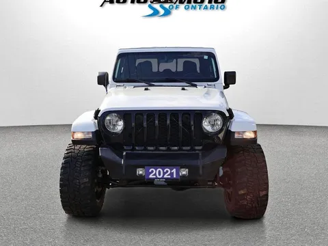 2021 Jeep Gladiator Willys Crew