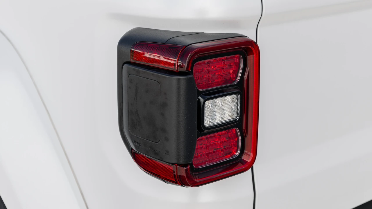 2021 Jeep JT Gladiator - Image 29 of 31