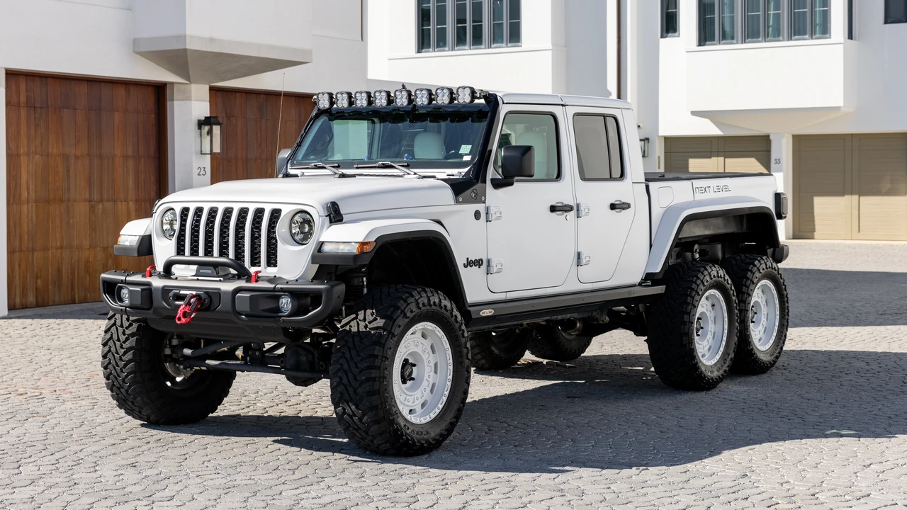 2021 Jeep JT Gladiator - Image 2 of 31