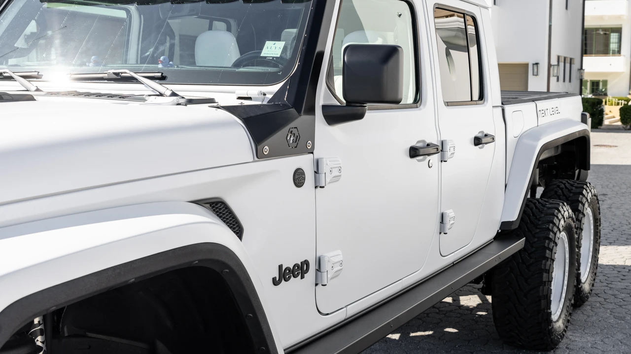 2021 Jeep JT Gladiator - Image 13 of 31