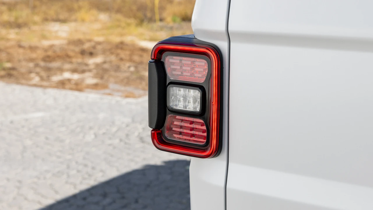 2021 Jeep JT Gladiator - Image 25 of 31