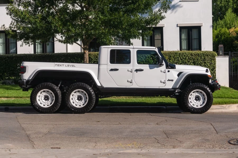 2021 Jeep JT Gladiator - Image 9 of 31