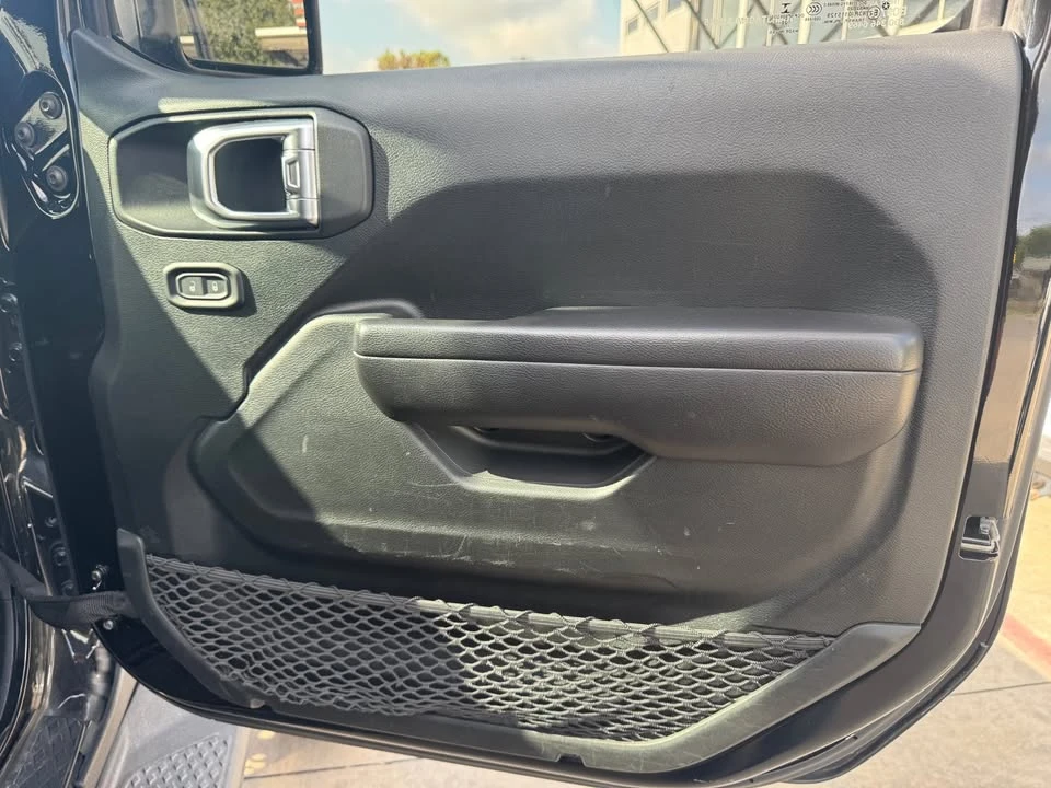2021 Jeep JT Gladiator - Image 18 of 20