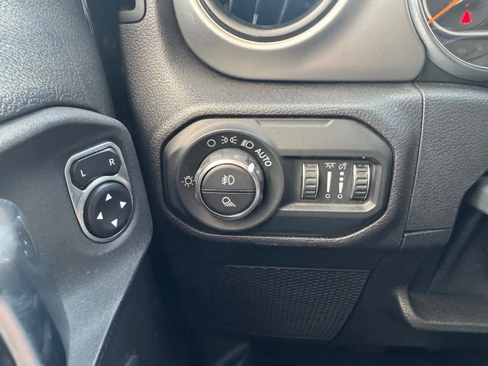 2021 Jeep JT Gladiator - Image 12 of 20
