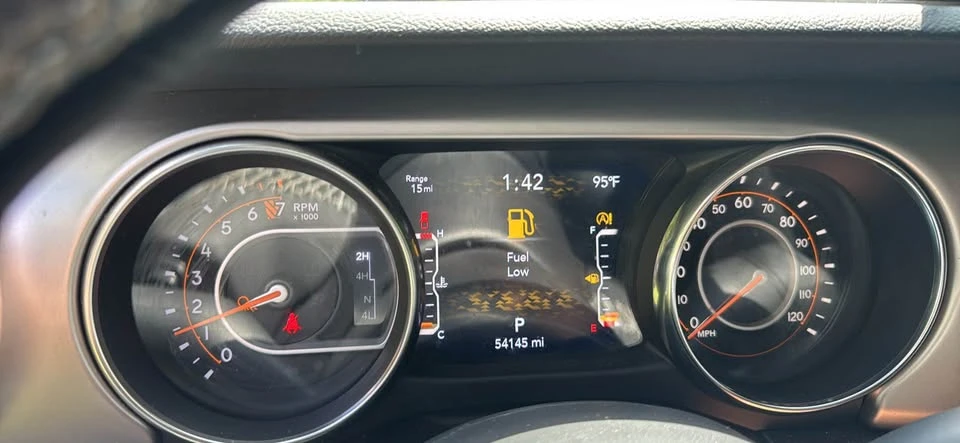 2021 Jeep JT Gladiator - Image 5 of 6