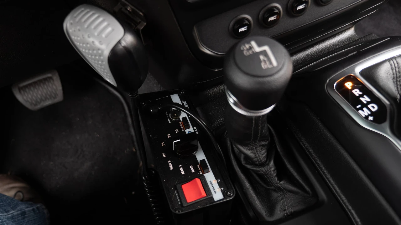 2021 Jeep JT Gladiator - Image 13 of 31