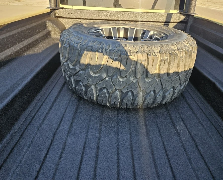 2021 Jeep JT Gladiator - Image 19 of 19