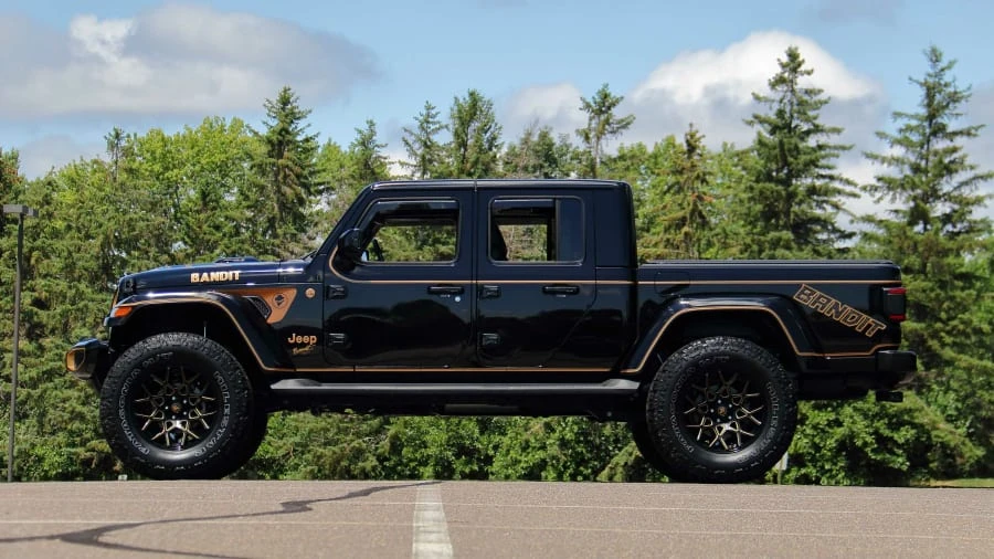 2021 Jeep JT Gladiator - Image 2 of 27