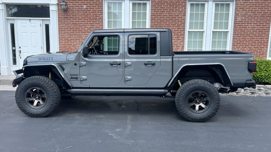 2021 Jeep JT Gladiator - Image 2 of 11