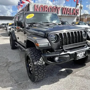 2021 Jeep Gladiator Freedom 4x4 4dr Crew Cab 5.0 ft. SB