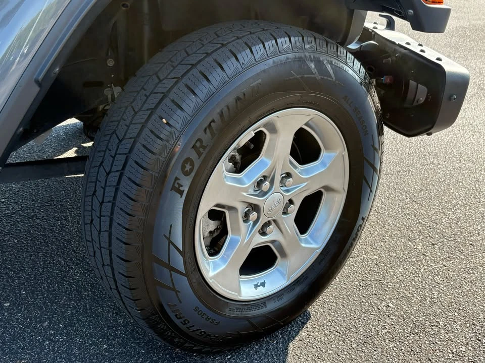 2021 Jeep JT Gladiator - Image 5 of 20