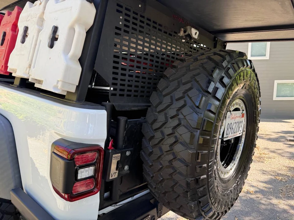 2021 Jeep JT Gladiator - Image 10 of 10