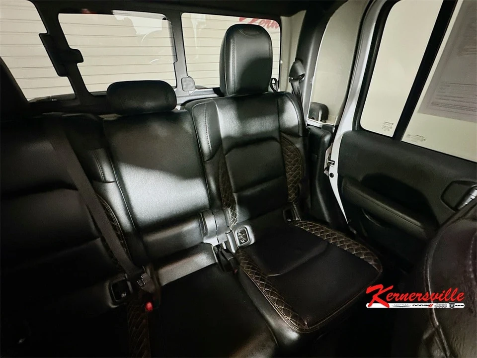 2021 Jeep JT Gladiator - Image 14 of 21