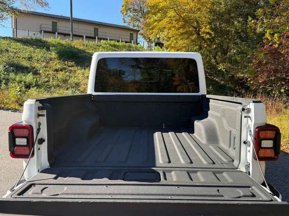2021 Jeep JT Gladiator - Image 8 of 12
