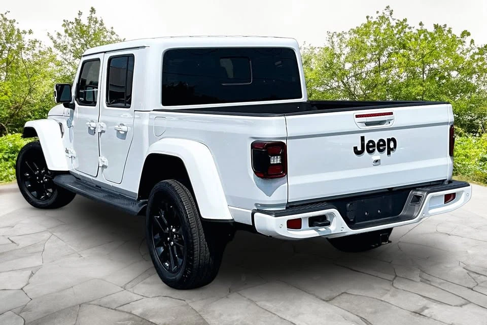 2021 Jeep JT Gladiator - Image 2 of 11