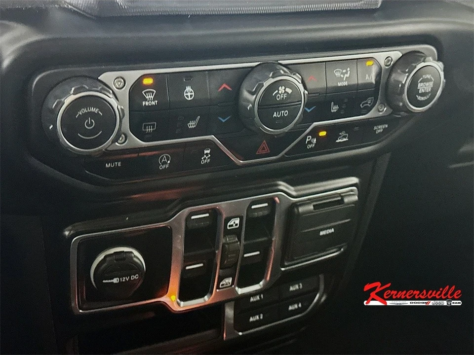 2021 Jeep JT Gladiator - Image 18 of 21