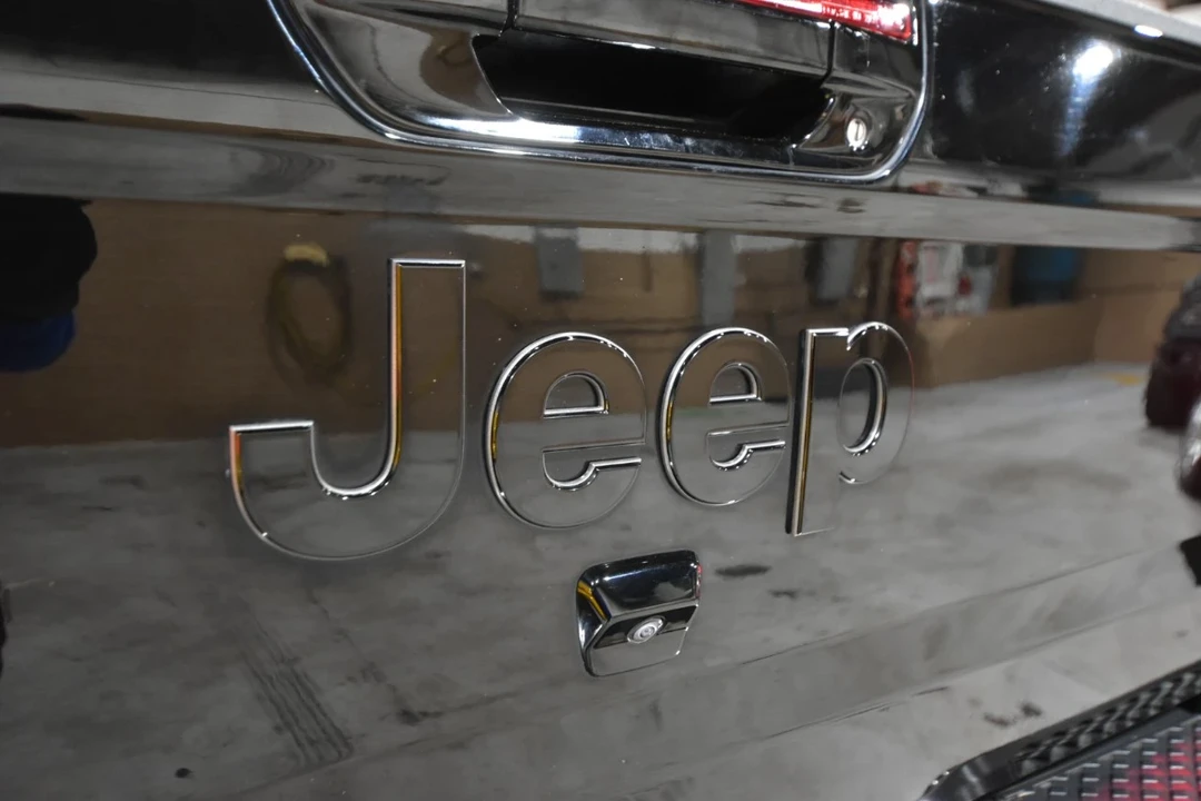 2021 Jeep JT Gladiator - Image 16 of 21
